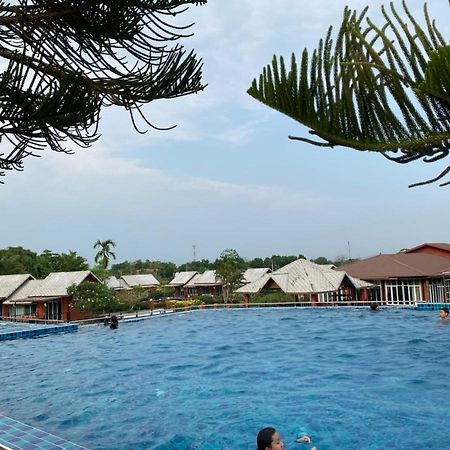Oyo 416 Golden Nakara Resort Maesai Mae Sai Εξωτερικό φωτογραφία